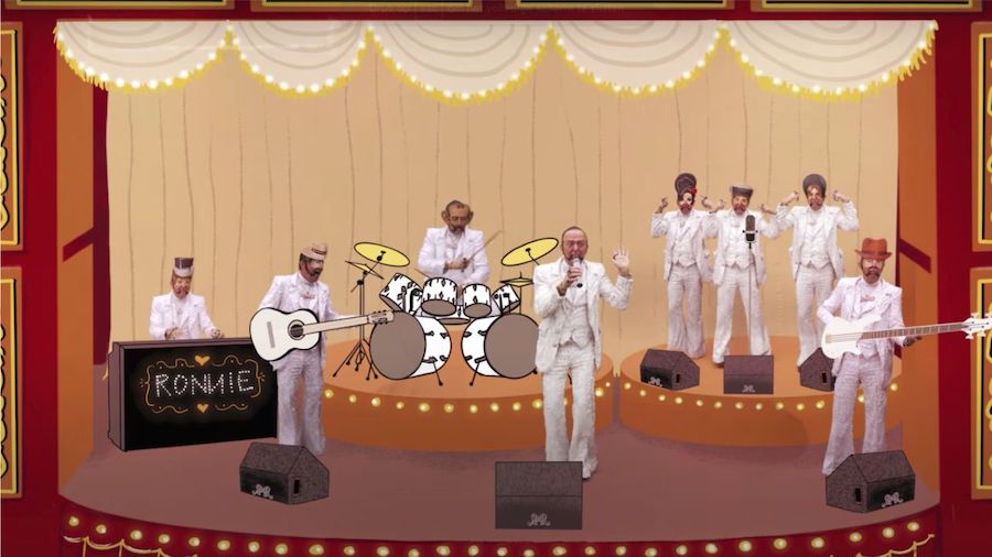 [Video] Ronnie Ruysdaels carnavalskraker: 'Tante Ria is het feestbeest